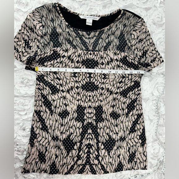 DVF Diane Von Furstenburg Angela Silk Top in Panther Lace Black Size 2 Blouse - Picture 7 of 11